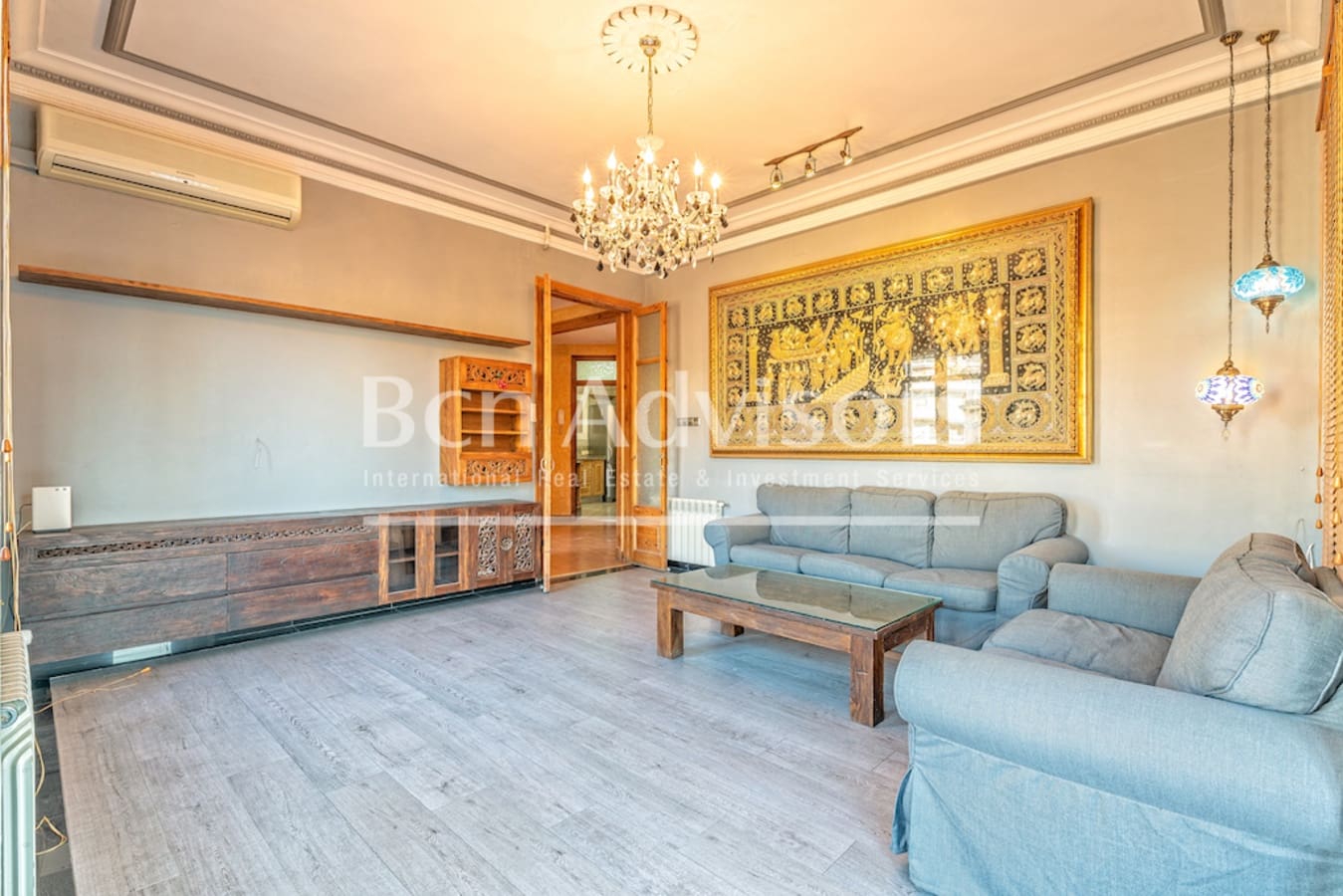 6 bedroom Apartment for sale in Barcelona city - € 850,000 (Ref: 9564938)