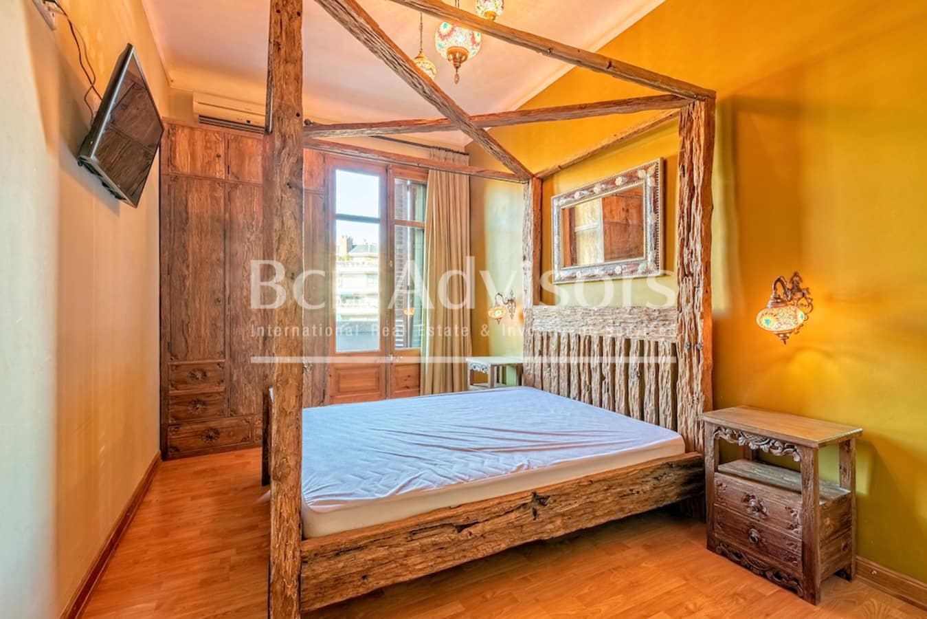 6 bedroom Apartment for sale in Barcelona city - € 850,000 (Ref: 9564938)