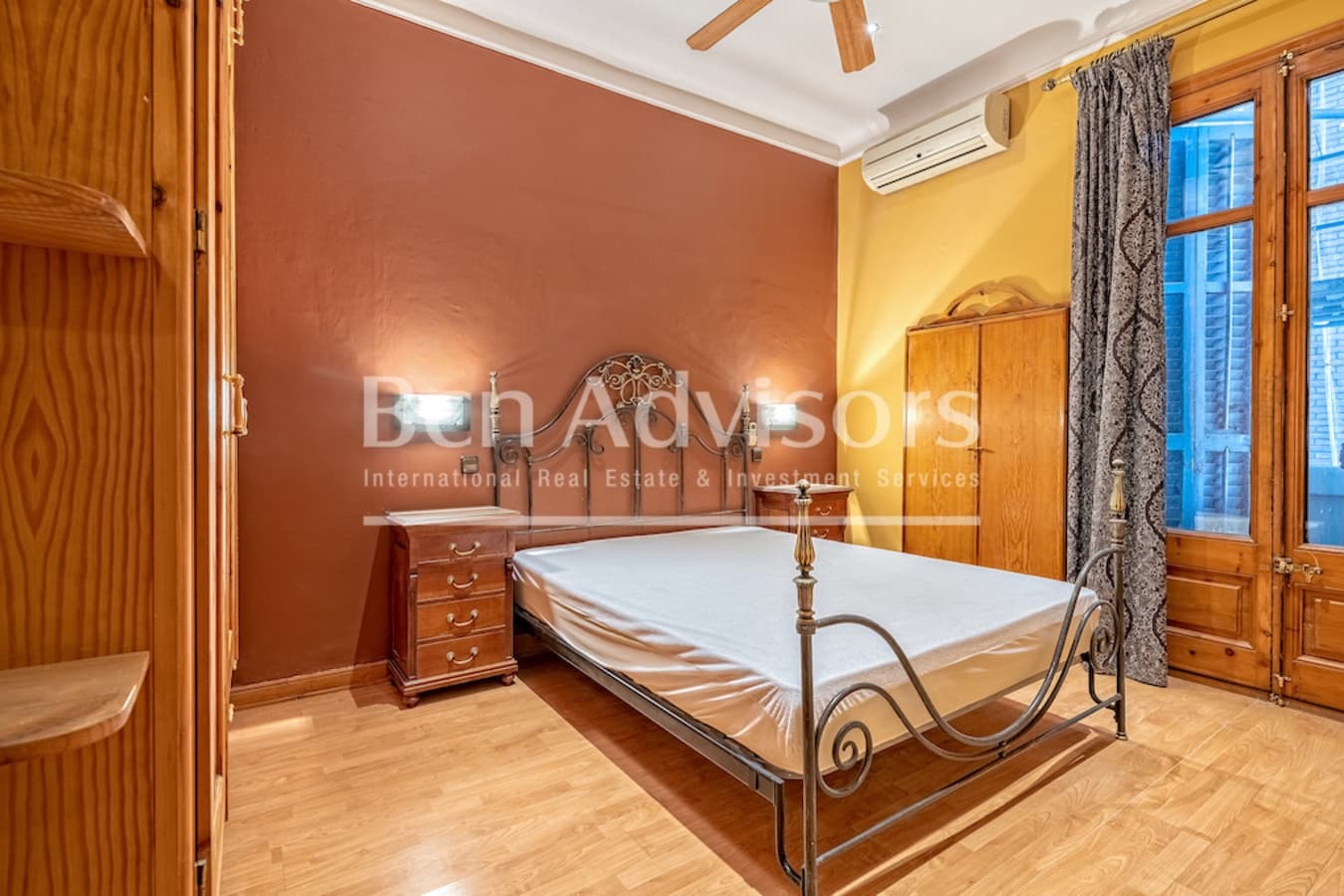 6 bedroom Apartment for sale in Barcelona city - € 850,000 (Ref: 9564938)