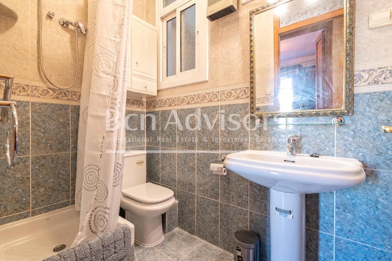 6 bedroom Apartment for sale in Barcelona city - € 850,000 (Ref: 9564938)