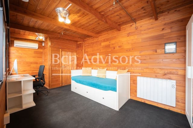 Apartamento de 2 habitaciones en El Parc i La Llacuna del Poblenou, Barcelona ciudad en venta con piscina - 695.000 € (Ref: 9586044)