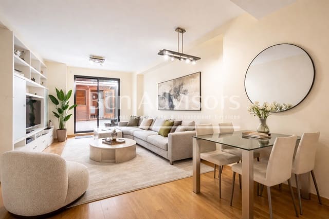 2 sovrum Lägenhet till salu i El Parc i La Llacuna del Poblenou, Barcelona stad med pool - 695 000 € (Ref: 9586044)