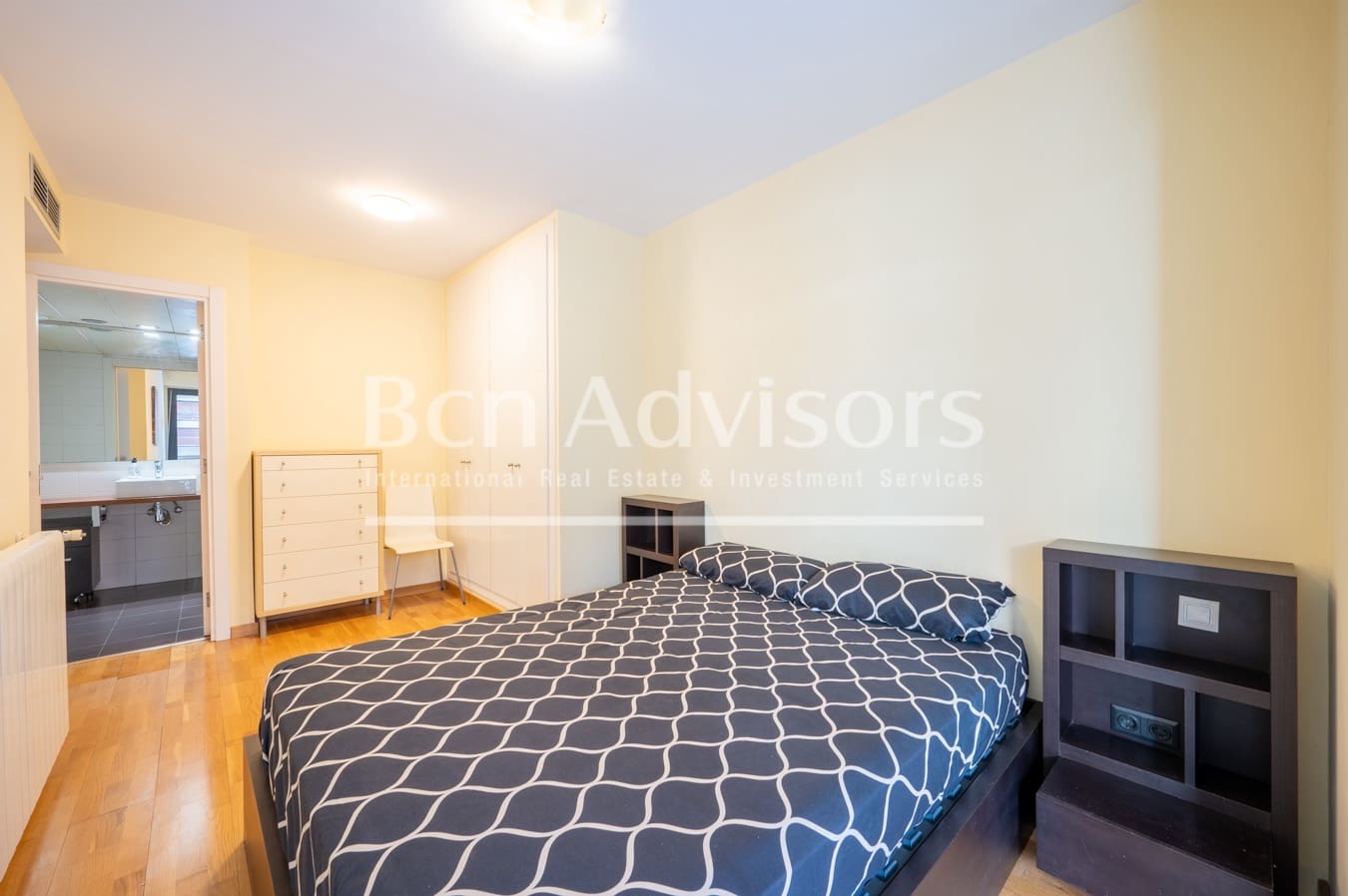 2 bedroom Apartment for sale in Barcelona city with pool - € 695,000 (Ref: 9586044)