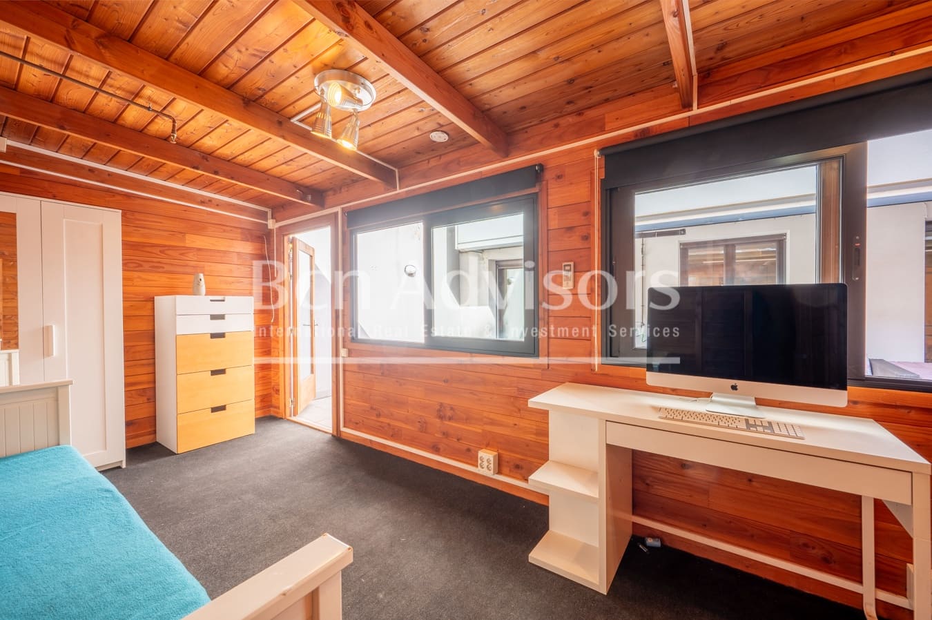 2 bedroom Apartment for sale in Barcelona city with pool - € 695,000 (Ref: 9586044)