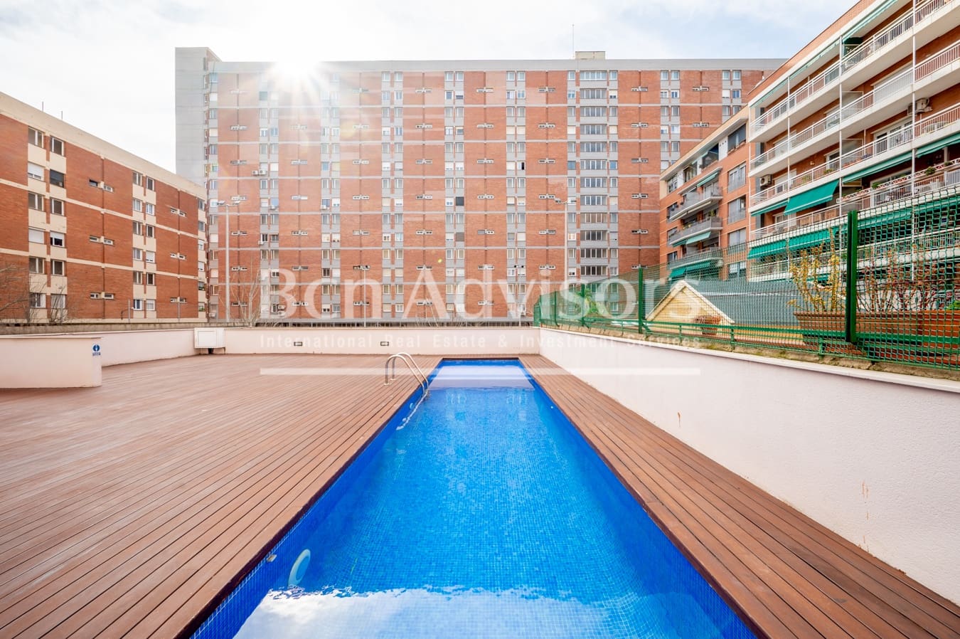2 bedroom Apartment for sale in Barcelona city with pool - € 695,000 (Ref: 9586044)