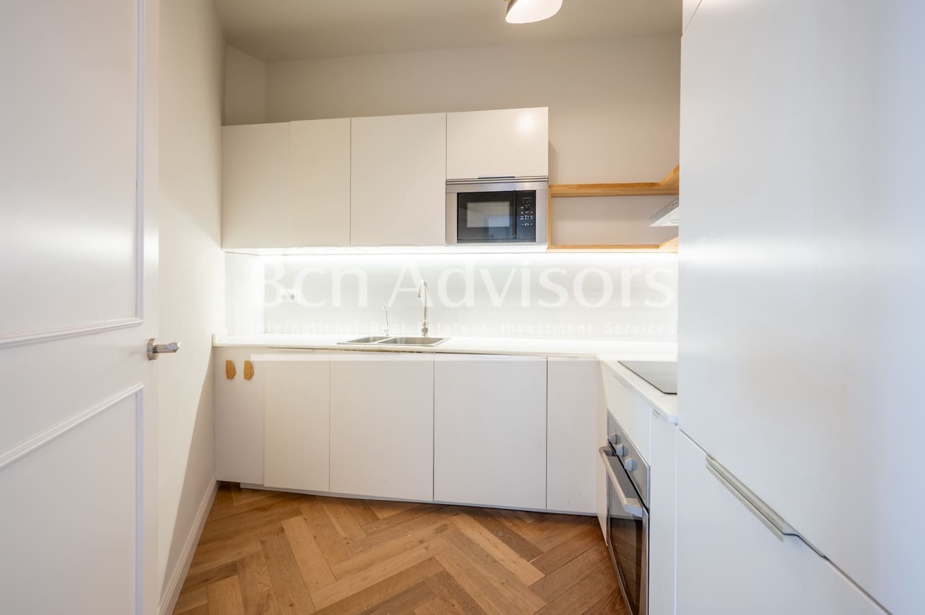 2 soveværelse Lejlighed til salg i Barcelona by med swimmingpool - € 850.000 (Ref: 9590969)