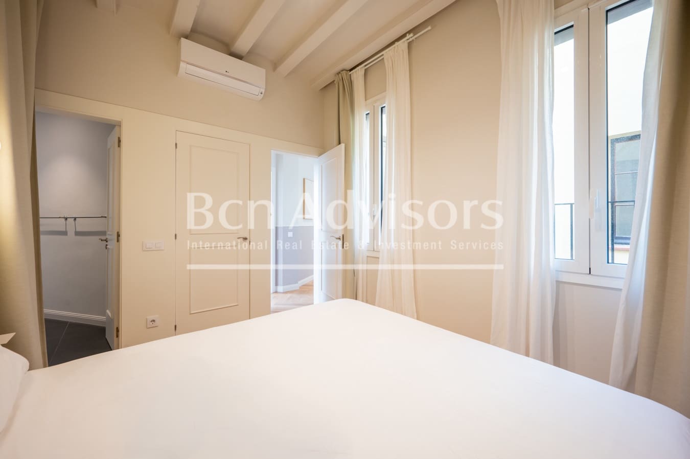 2 soveværelse Lejlighed til salg i Barcelona by med swimmingpool - € 850.000 (Ref: 9590969)