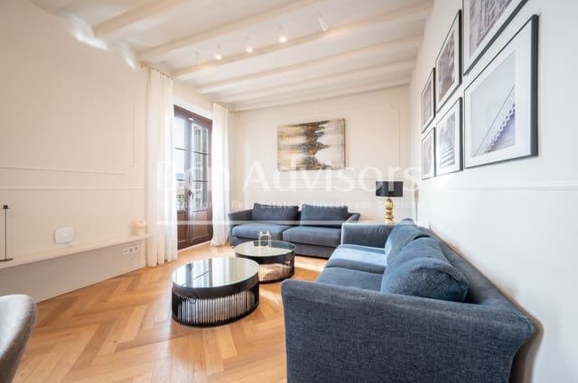 2 soveværelse Lejlighed til salg i Sant Pere, Santa Caterina i La Ribera, Barcelona by med swimmingpool - € 850.000 (Ref: 9590969)