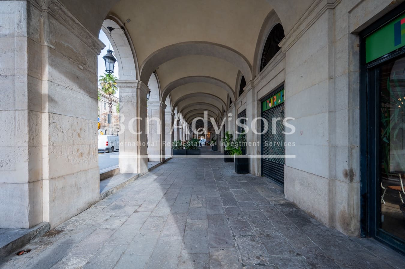 2 soveværelse Lejlighed til salg i Barcelona by med swimmingpool - € 850.000 (Ref: 9590969)