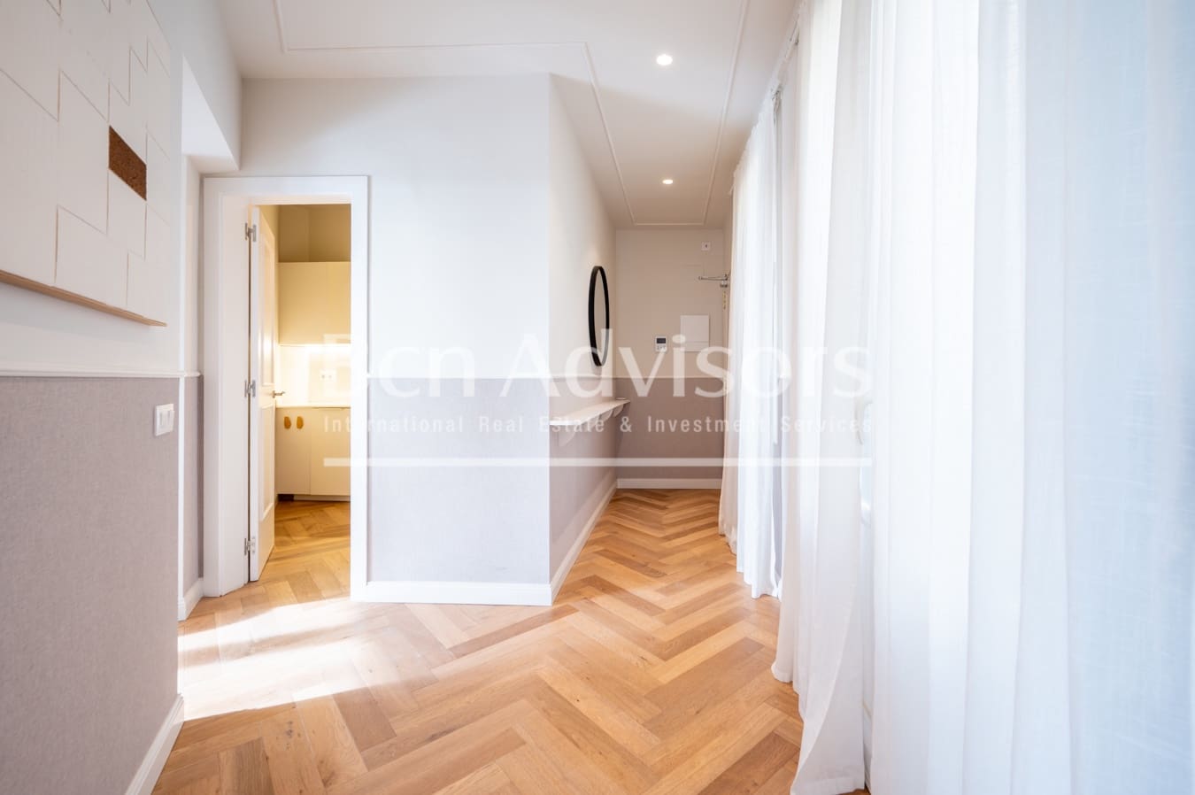 2 bedroom Apartment for sale in Barcelona city with pool - € 850,000 (Ref: 9590969)