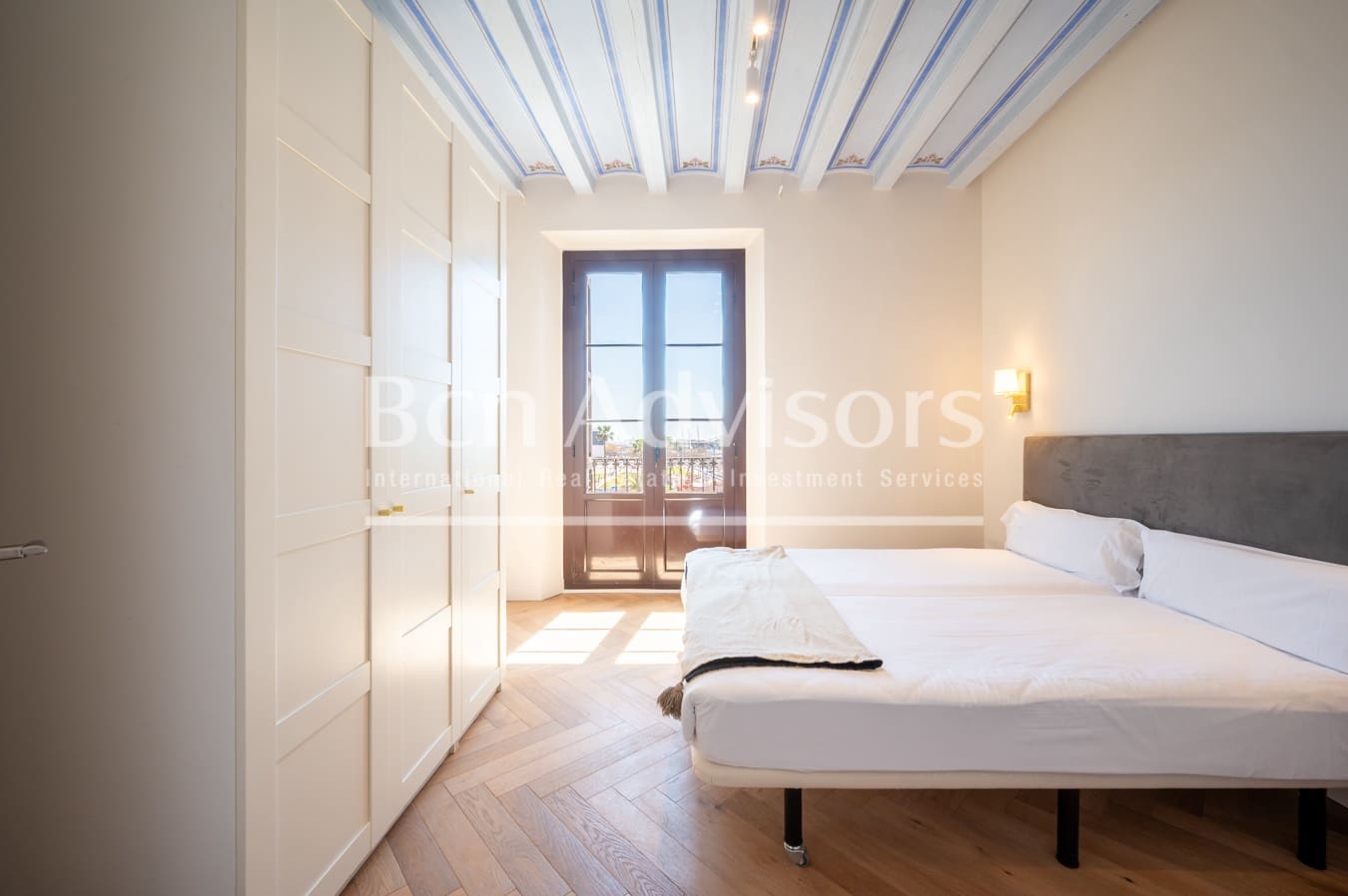 2 bedroom Apartment for sale in Barcelona city with pool - € 850,000 (Ref: 9590969)