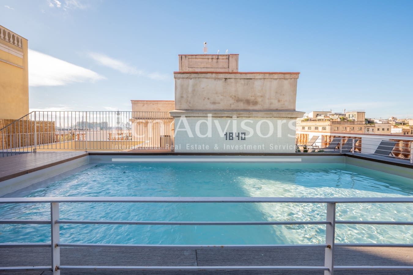 2 bedroom Apartment for sale in Barcelona city with pool - € 850,000 (Ref: 9590969)