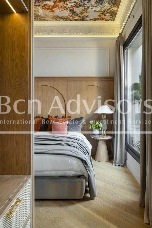 3 bedroom Penthouse for sale in Barcelona city - € 1,880,000 (Ref: 9611298)