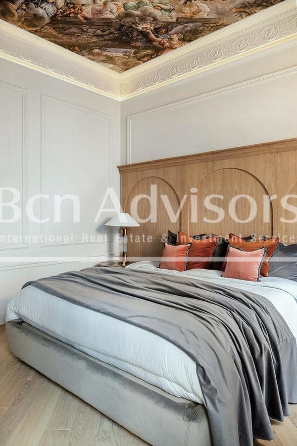 3 bedroom Penthouse for sale in Barcelona city - € 1,880,000 (Ref: 9611298)