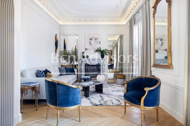 3 bedroom Penthouse for sale in La Dreta de L'Eixample, Barcelona city - € 1,880,000 (Ref: 9611298)