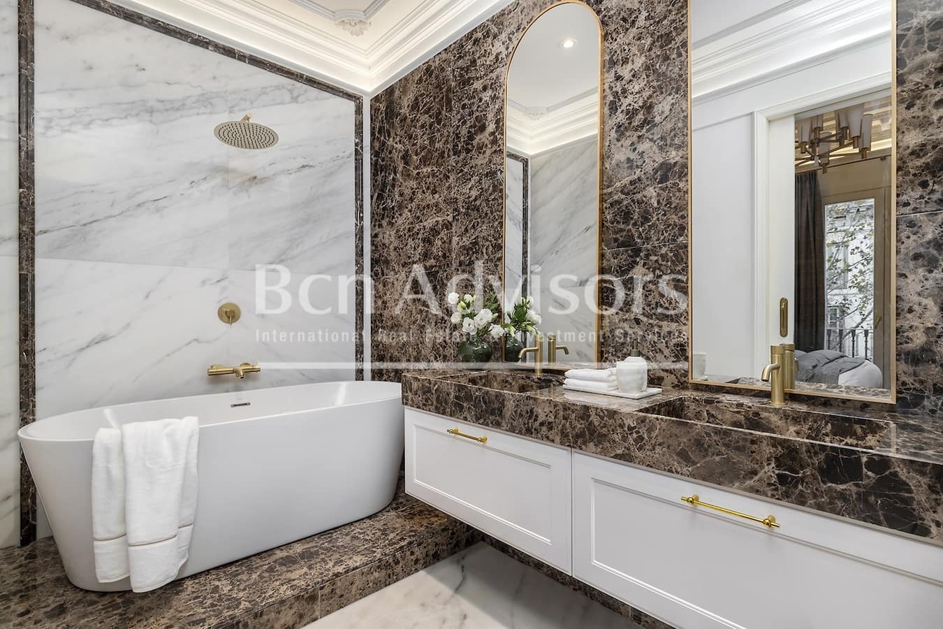 3 bedroom Penthouse for sale in Barcelona city - € 1,790,000 (Ref: 9611298)