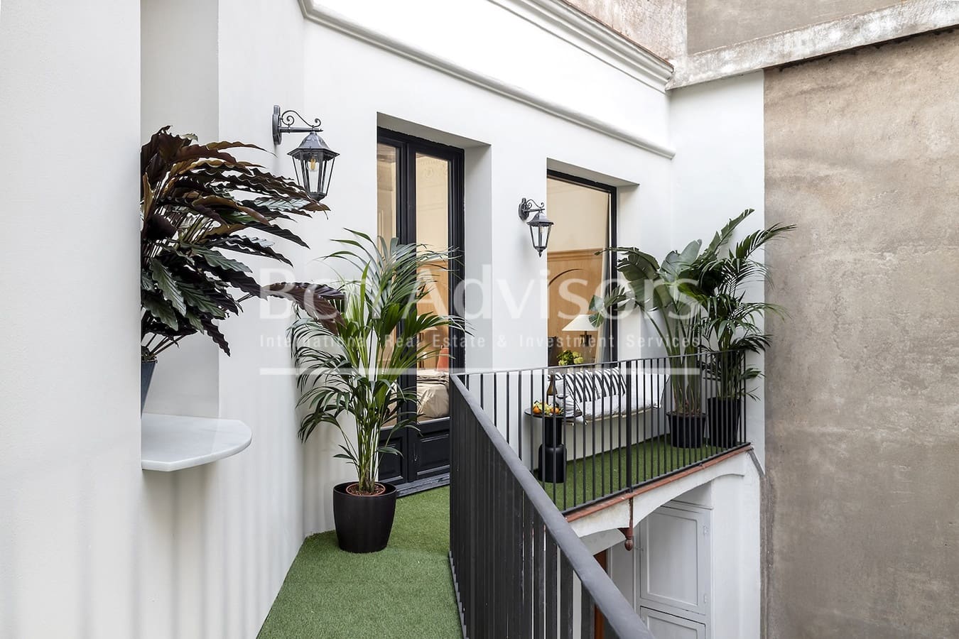 3 bedroom Penthouse for sale in Barcelona city - € 1,790,000 (Ref: 9611298)