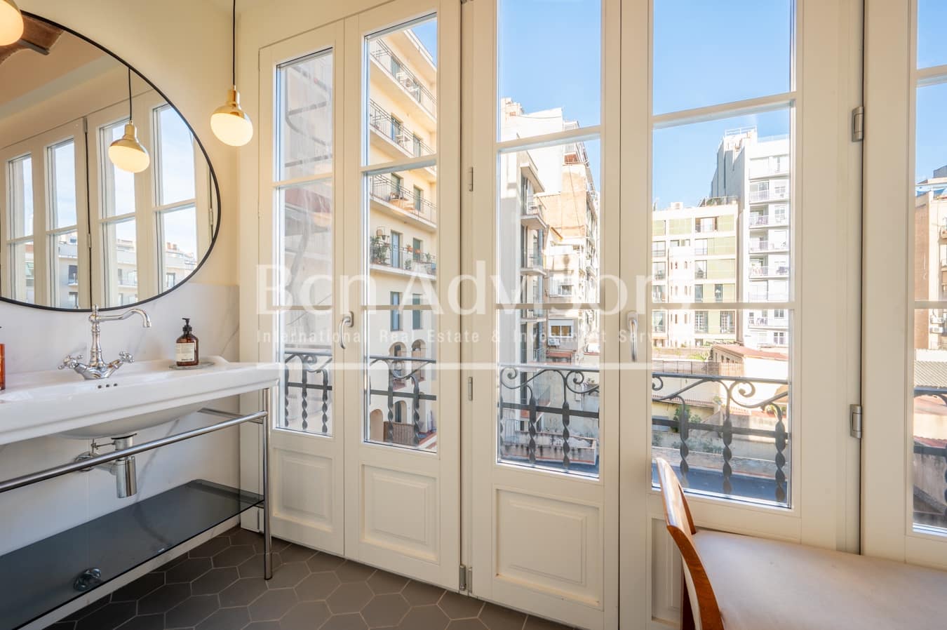 Apartamento de 3 habitaciones en Barcelona ciudad en venta - 1.390.000 € (Ref: 9615345)