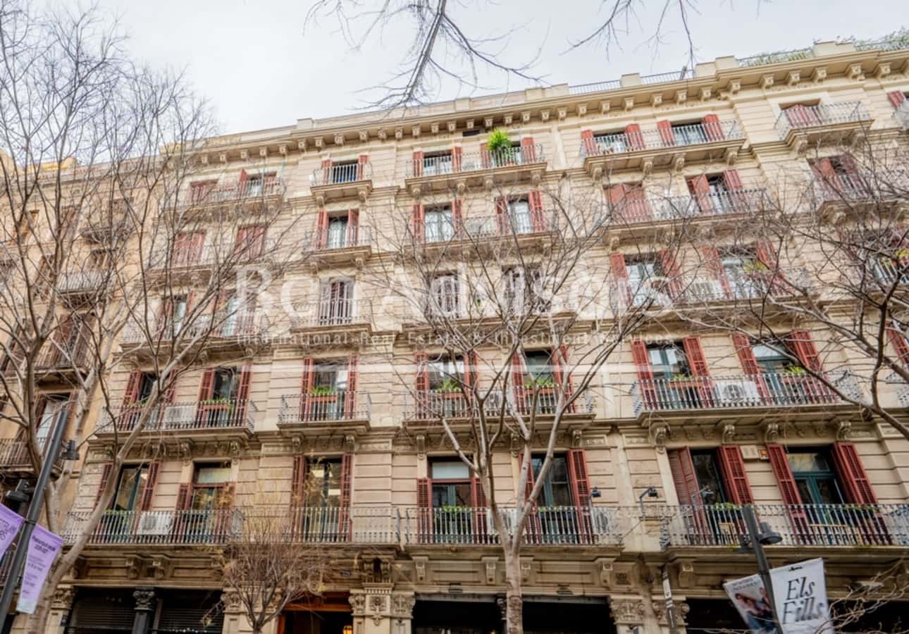 3 makuuhuone Huoneisto myytävänä paikassa Barcelona kaupunki - 1 995 000 € (Ref: 9619136)