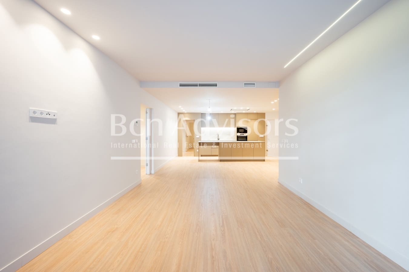 4 soveværelse Lejlighed til salg i Barcelona by - € 1.650.000 (Ref: 9619137)