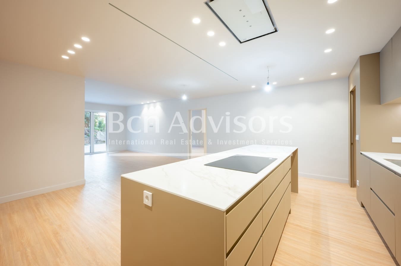 4 soveværelse Lejlighed til salg i Barcelona by - € 1.650.000 (Ref: 9619137)