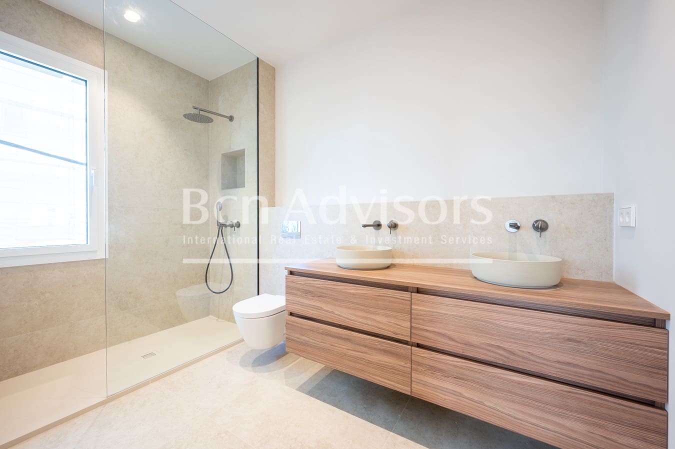 4 soveværelse Lejlighed til salg i Barcelona by - € 1.650.000 (Ref: 9619137)