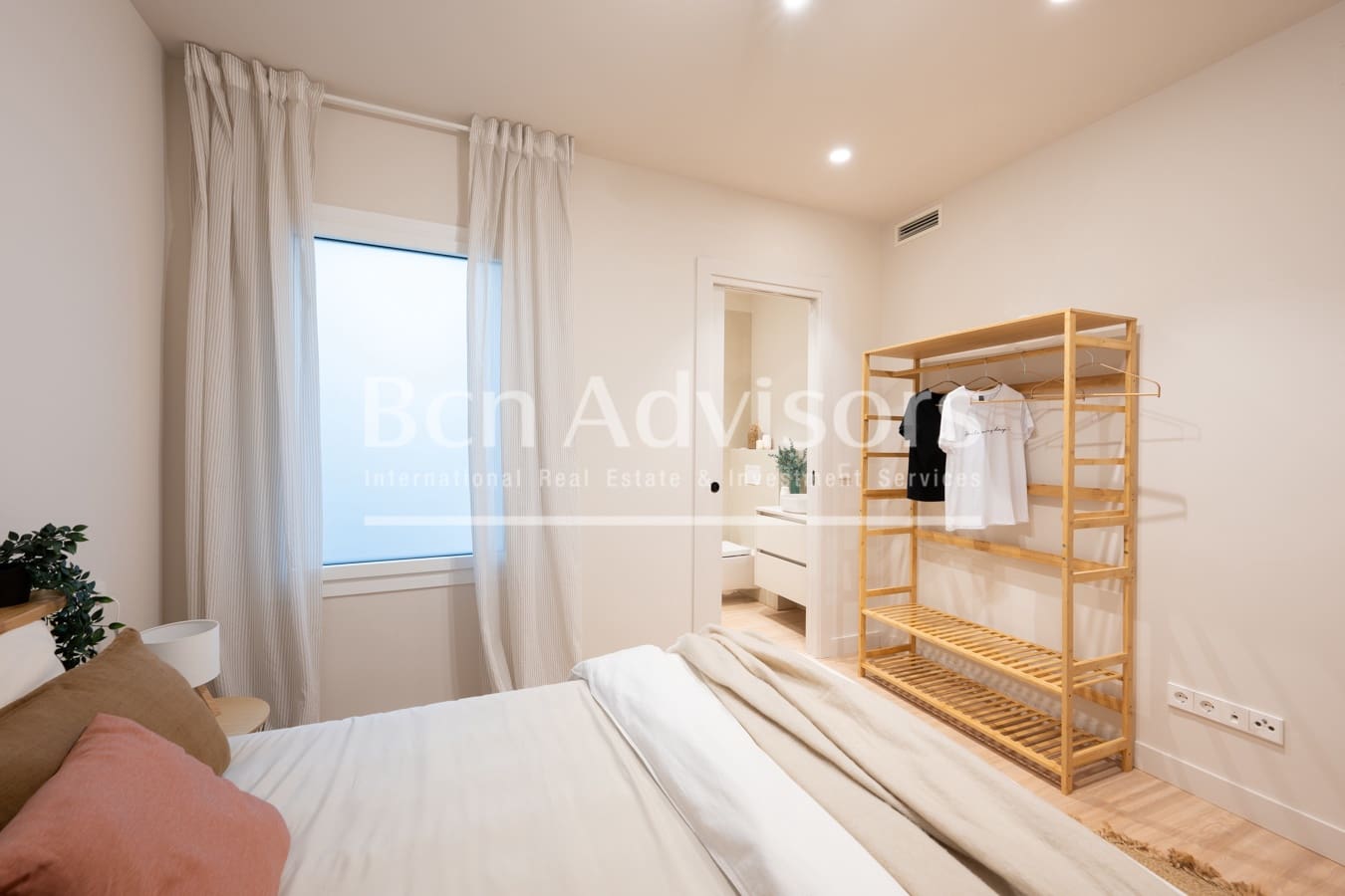 4 soveværelse Lejlighed til salg i Barcelona by med garage - € 1.650.000 (Ref: 9619137)