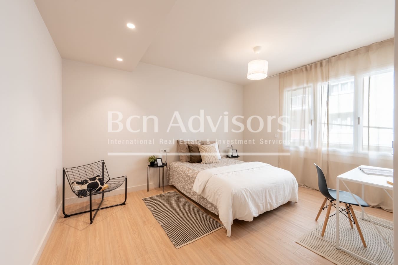 4 soveværelse Lejlighed til salg i Barcelona by med garage - € 1.650.000 (Ref: 9619137)