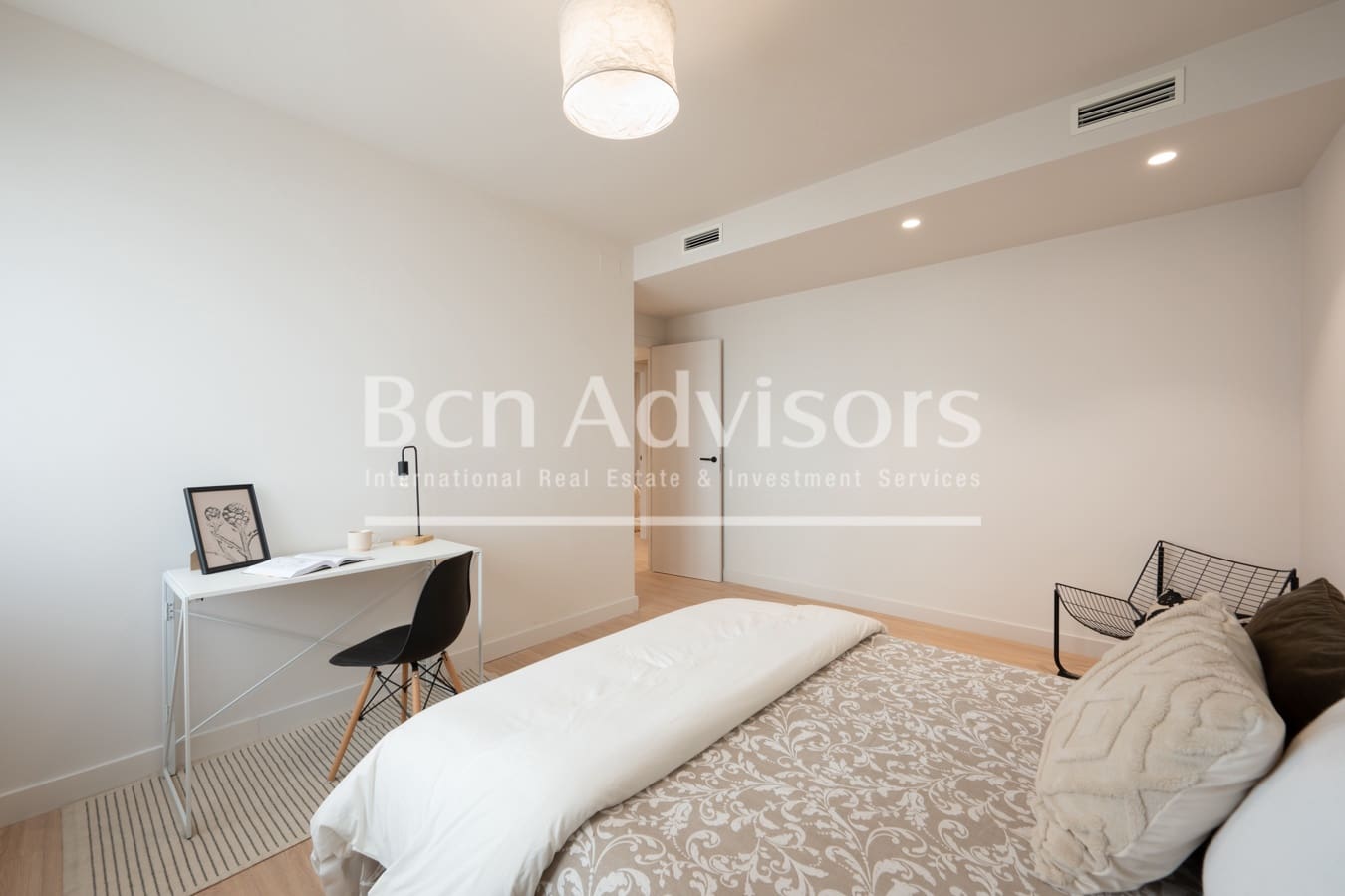 4 soveværelse Lejlighed til salg i Barcelona by med garage - € 1.650.000 (Ref: 9619137)