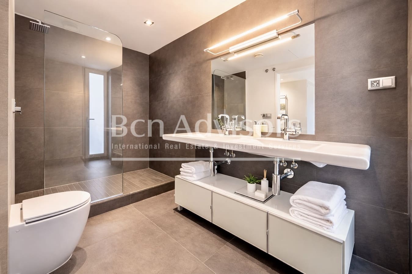 2 quarto Penthouse para venda em Barcelona cidade - 1 295 000 € (Ref: 9674015)