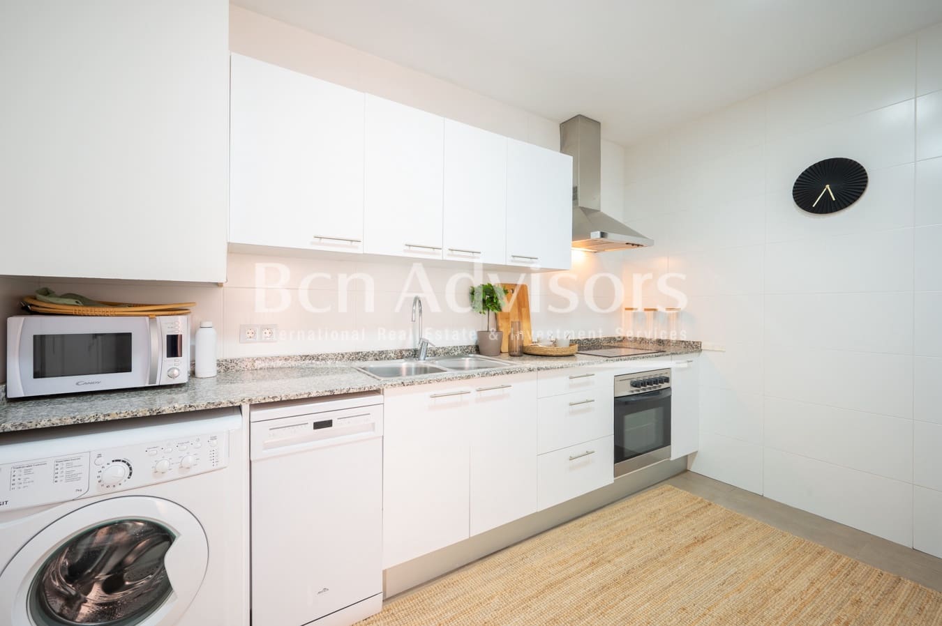3 bedroom Apartment for sale in Barcelona city - € 660,000 (Ref: 9677056)