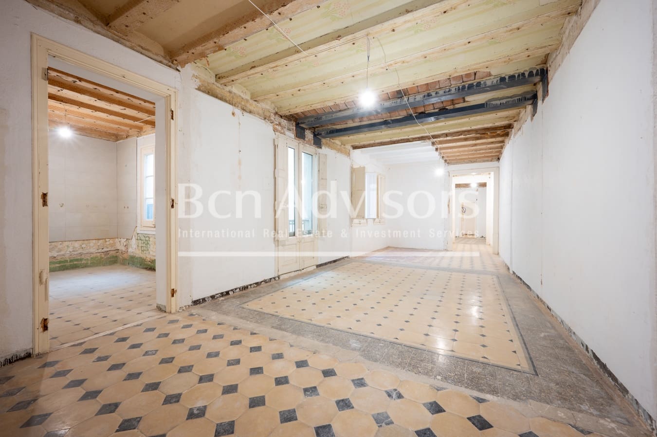 3 bedroom Apartment for sale in Barcelona city - € 1,560,000 (Ref: 9677057)