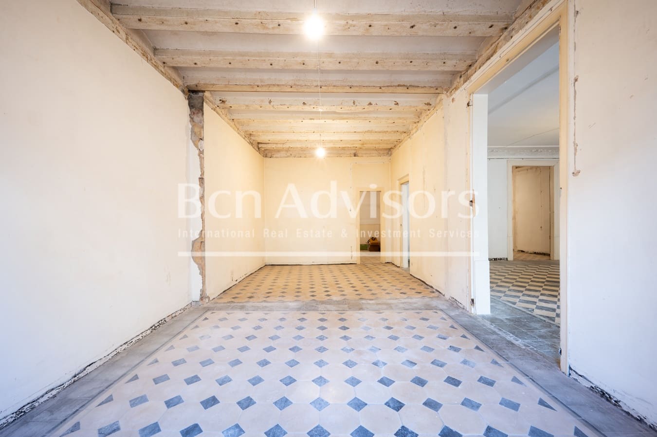 3 bedroom Apartment for sale in Barcelona city - € 1,560,000 (Ref: 9677057)