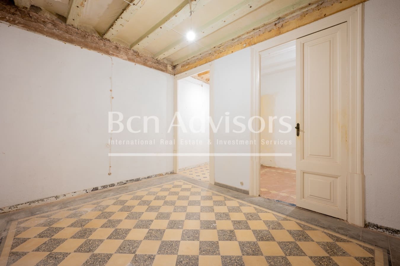 3 bedroom Apartment for sale in Barcelona city - € 1,560,000 (Ref: 9677057)