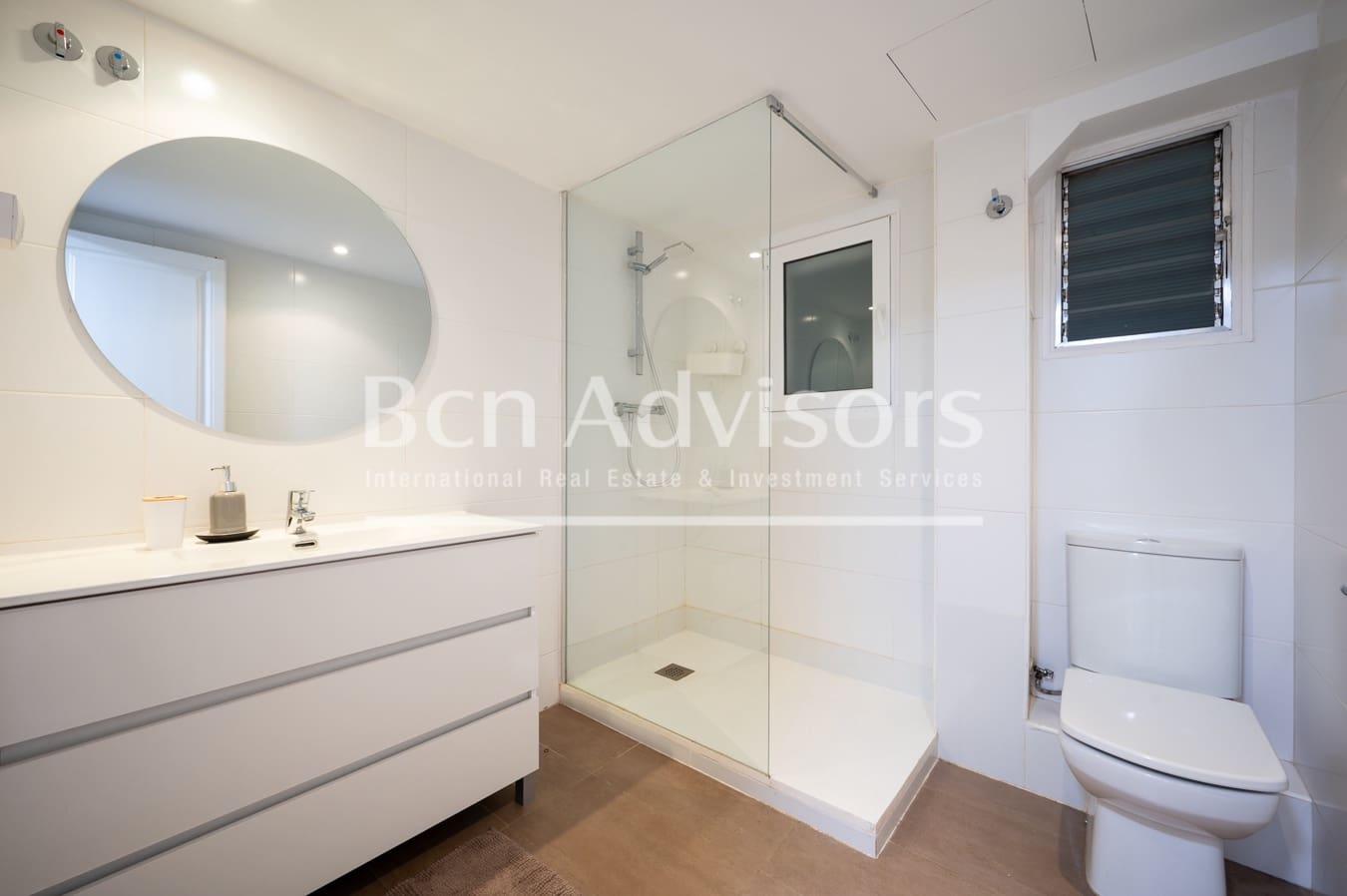 2 makuuhuone Huoneisto myytävänä paikassa Barcelona kaupunki - 350 000 € (Ref: 9677058)