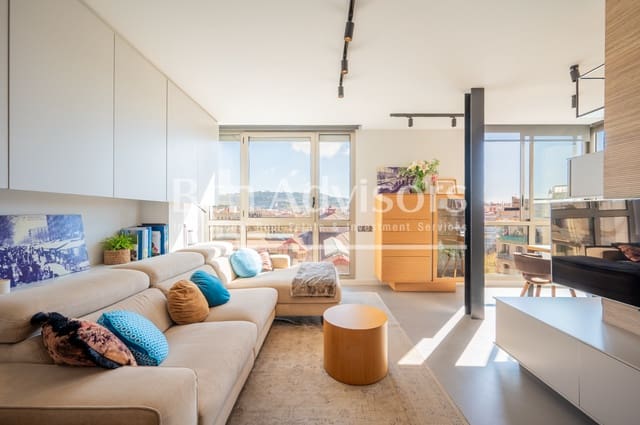 3 slaapkamer Penthouse te koop in Sant Antoni, Barcelona stad - € 725.000 (Ref: 9701480)