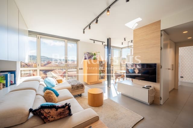 3 slaapkamer Penthouse te koop in Sant Antoni, Barcelona stad - € 725.000 (Ref: 9701480)