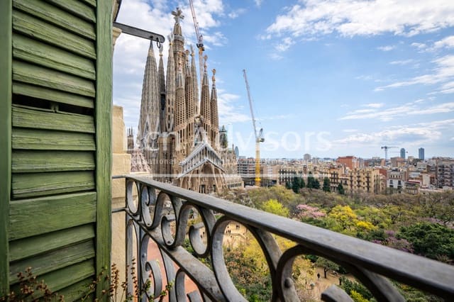 1 soveværelse Penthouse til salg i La Sagrada Família, Barcelona by - € 585.000 (Ref: 9711816)