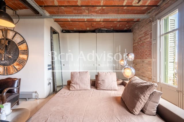 1 soveværelse Penthouse til salg i La Sagrada Família, Barcelona by - € 585.000 (Ref: 9711816)