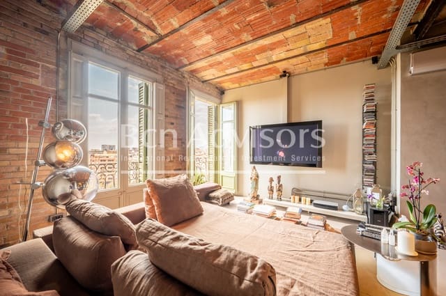 1 soveværelse Penthouse til salg i La Sagrada Família, Barcelona by - € 585.000 (Ref: 9711816)