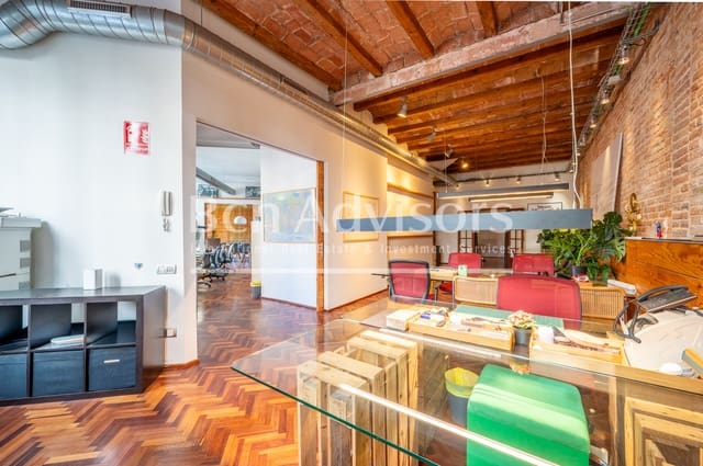 3 chambre Appartement à vendre à L'Antiga Esquerra de L'Eixample, Barcelone ville - 1 092 000 € (Ref: 9721481)