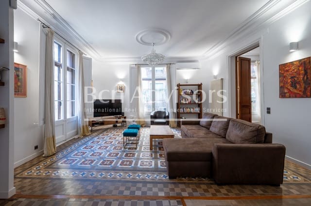 Apartamento de 4 habitaciones en El Barri Gòtic, Barcelona ciudad en venta - 895.000 € (Ref: 9738370)