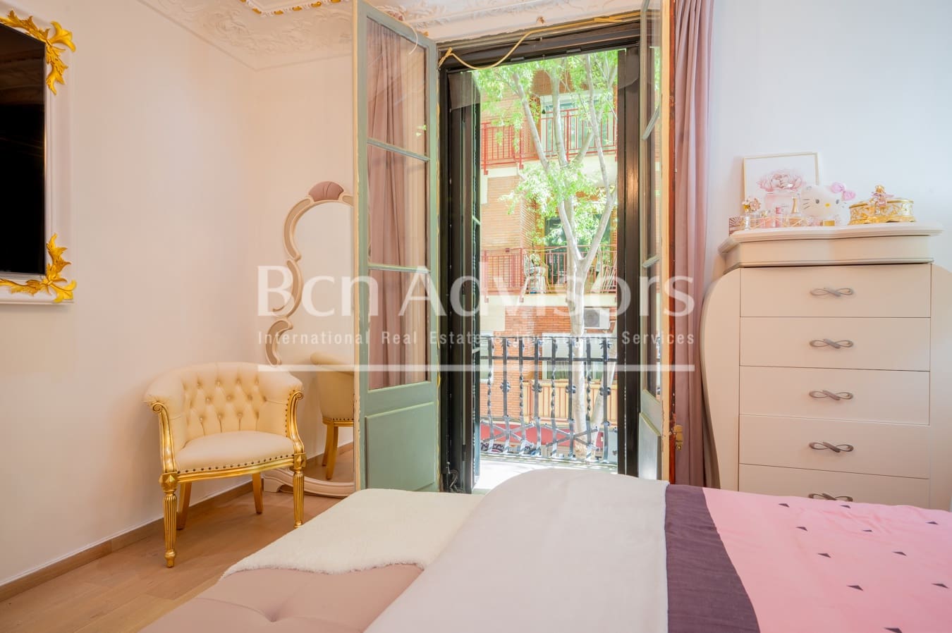 Apartamento de 3 habitaciones en Barcelona ciudad en venta - 847.000 € (Ref: 9761813)