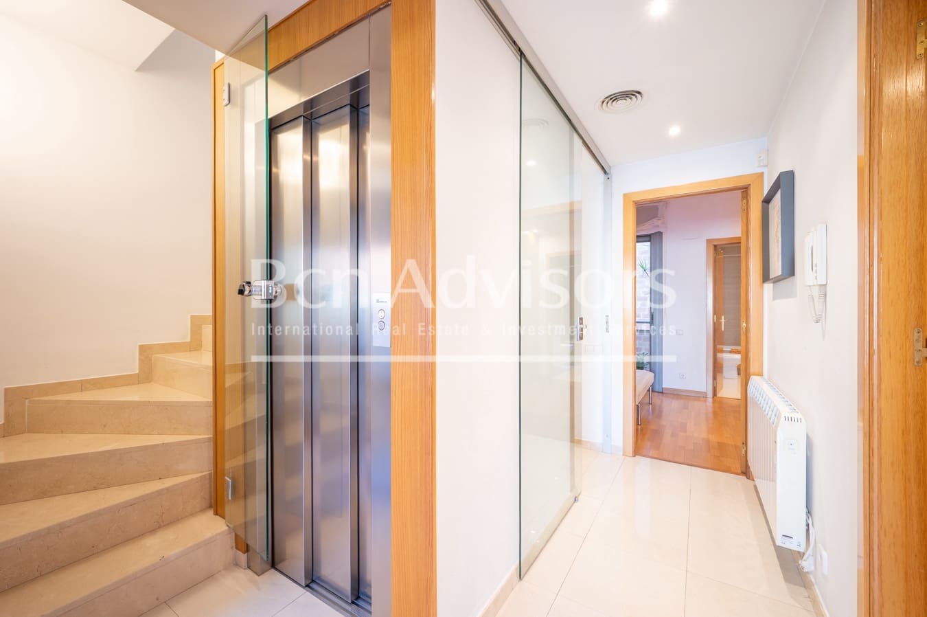 3 soverom Rekkehus til salgs i Barcelona by - € 900 000 (Ref: 9761814)