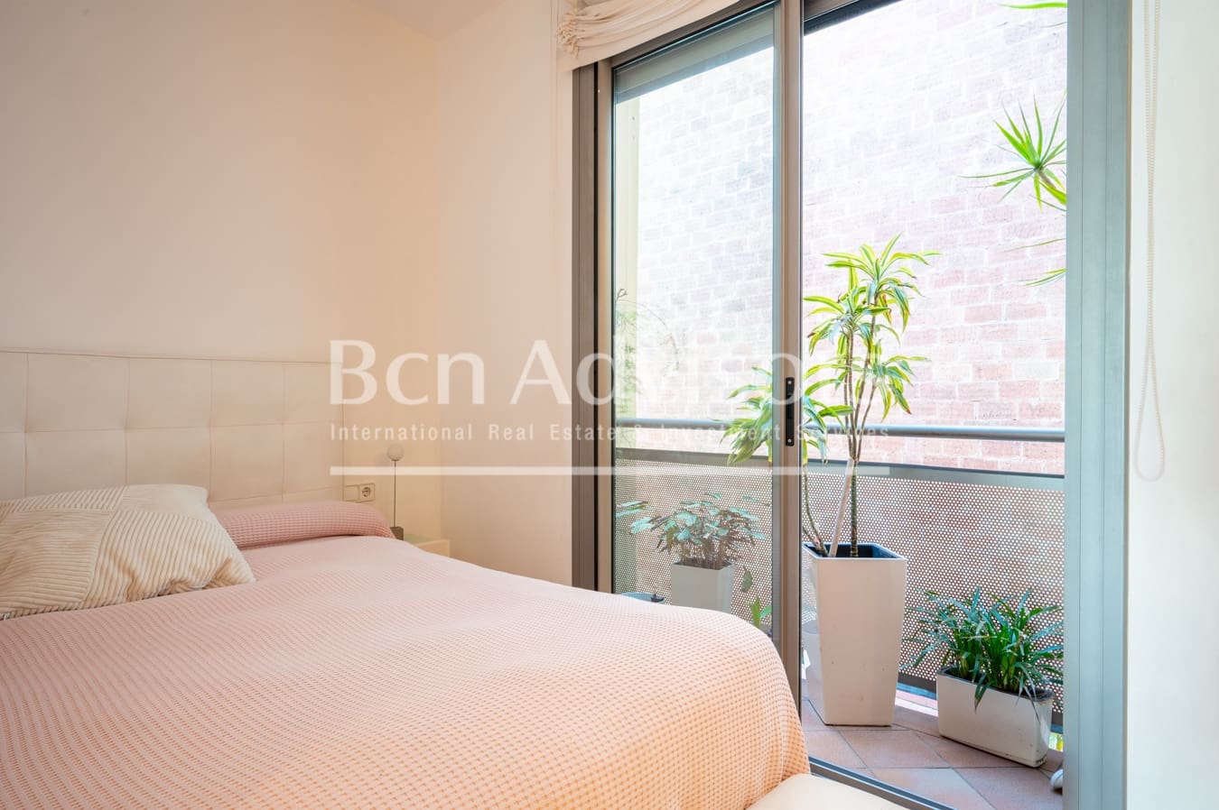 3 soverom Rekkehus til salgs i Barcelona by - € 900 000 (Ref: 9761814)