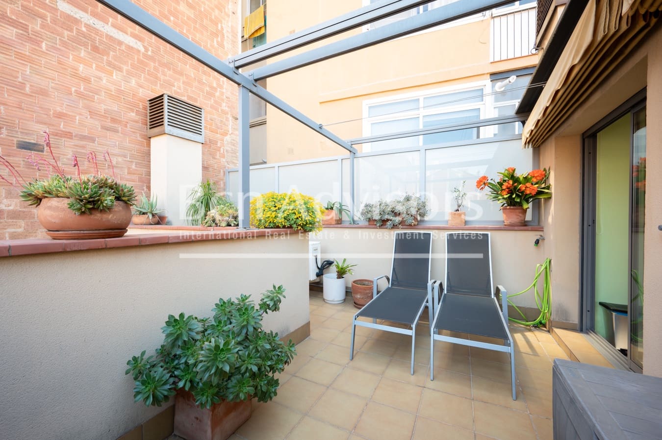 3 soverom Rekkehus til salgs i Barcelona by - € 900 000 (Ref: 9761814)