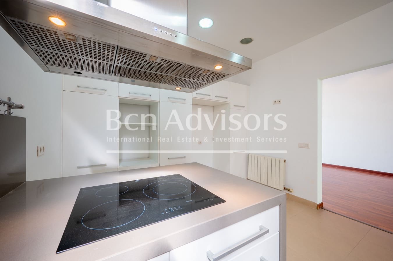 4 soverom Leilighet til salgs i Barcelona by med garasje - € 1 100 000 (Ref: 9770394)