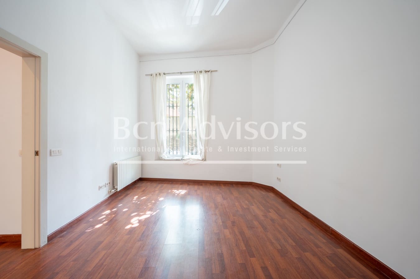 4 soverom Leilighet til salgs i Barcelona by med garasje - € 1 100 000 (Ref: 9770394)