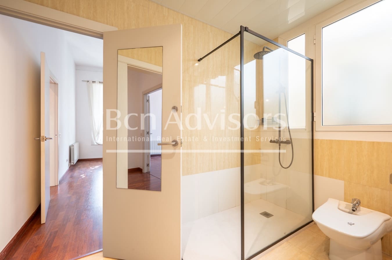 4 soverom Leilighet til salgs i Barcelona by med garasje - € 1 100 000 (Ref: 9770394)