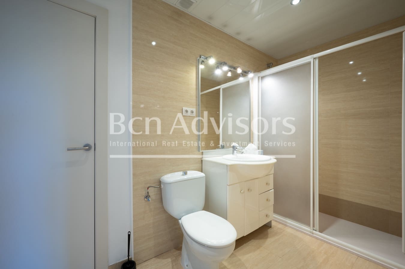 4 soverom Leilighet til salgs i Barcelona by med garasje - € 1 100 000 (Ref: 9770394)